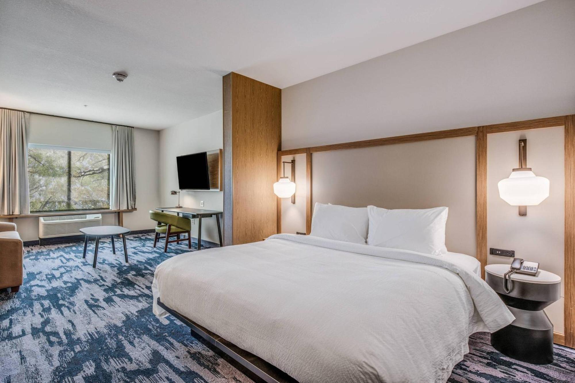 Fairfield Inn & Suites Whitewater Экстерьер фото