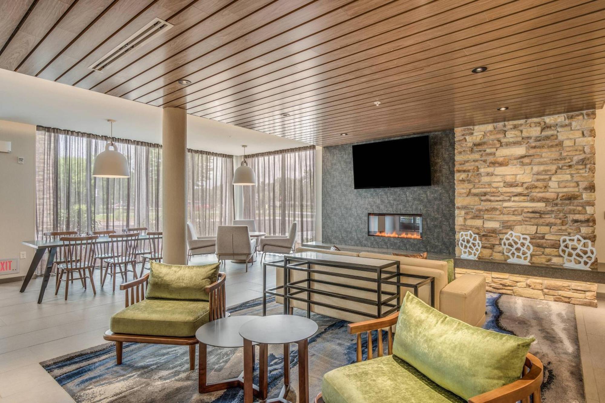 Fairfield Inn & Suites Whitewater Экстерьер фото